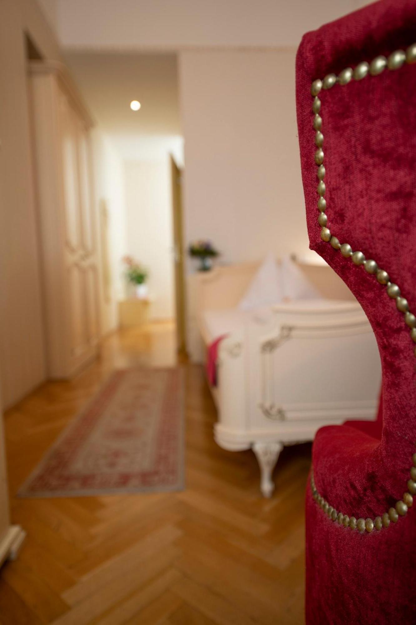 Pertschy Palais 4*